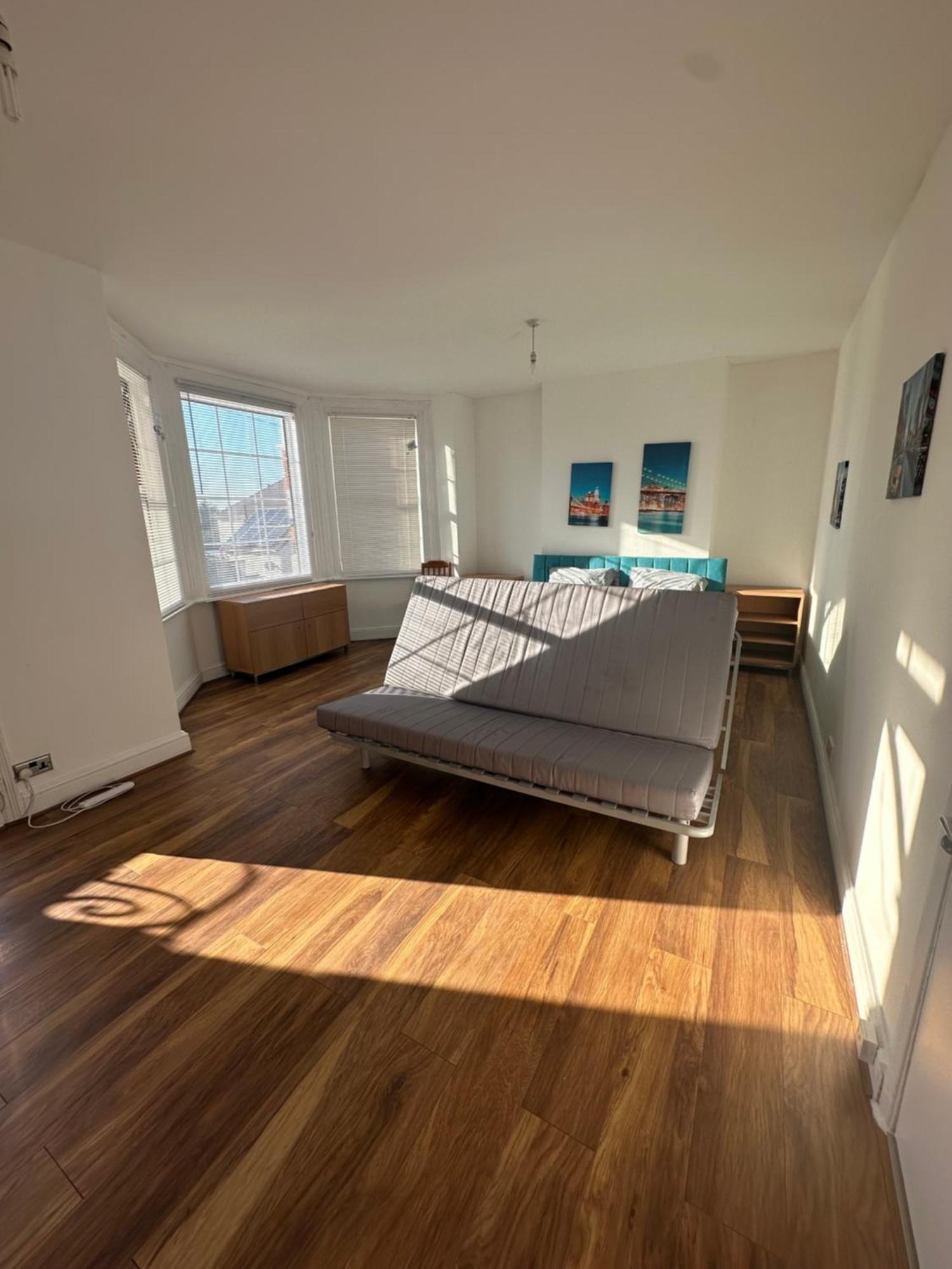 Pure Edge Beach Guest House With Sea View Herne Bay Exterior photo